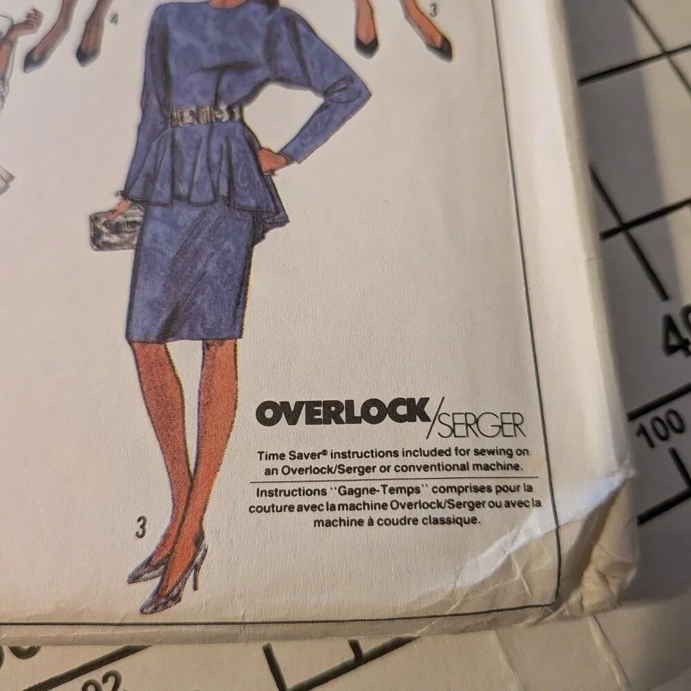 simplicity 8231 sewing pattern Dress 6-8-10
